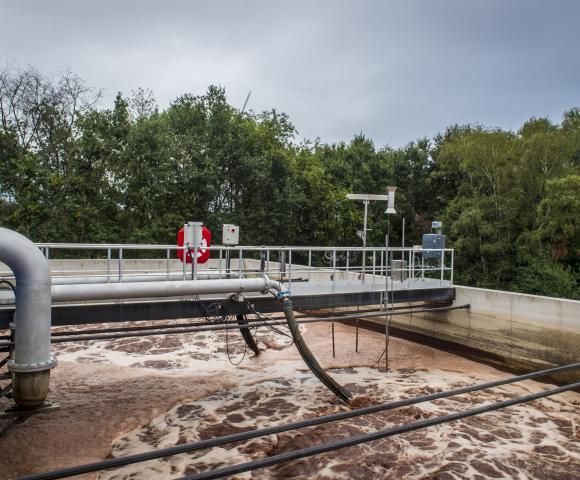 Actief slib beluchting waterzuivering
